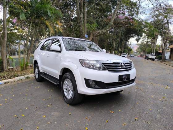 TOYOTA HILUX SW4 2.7 SR 4X2 16V FLEX 4P AUTOMÁTICO